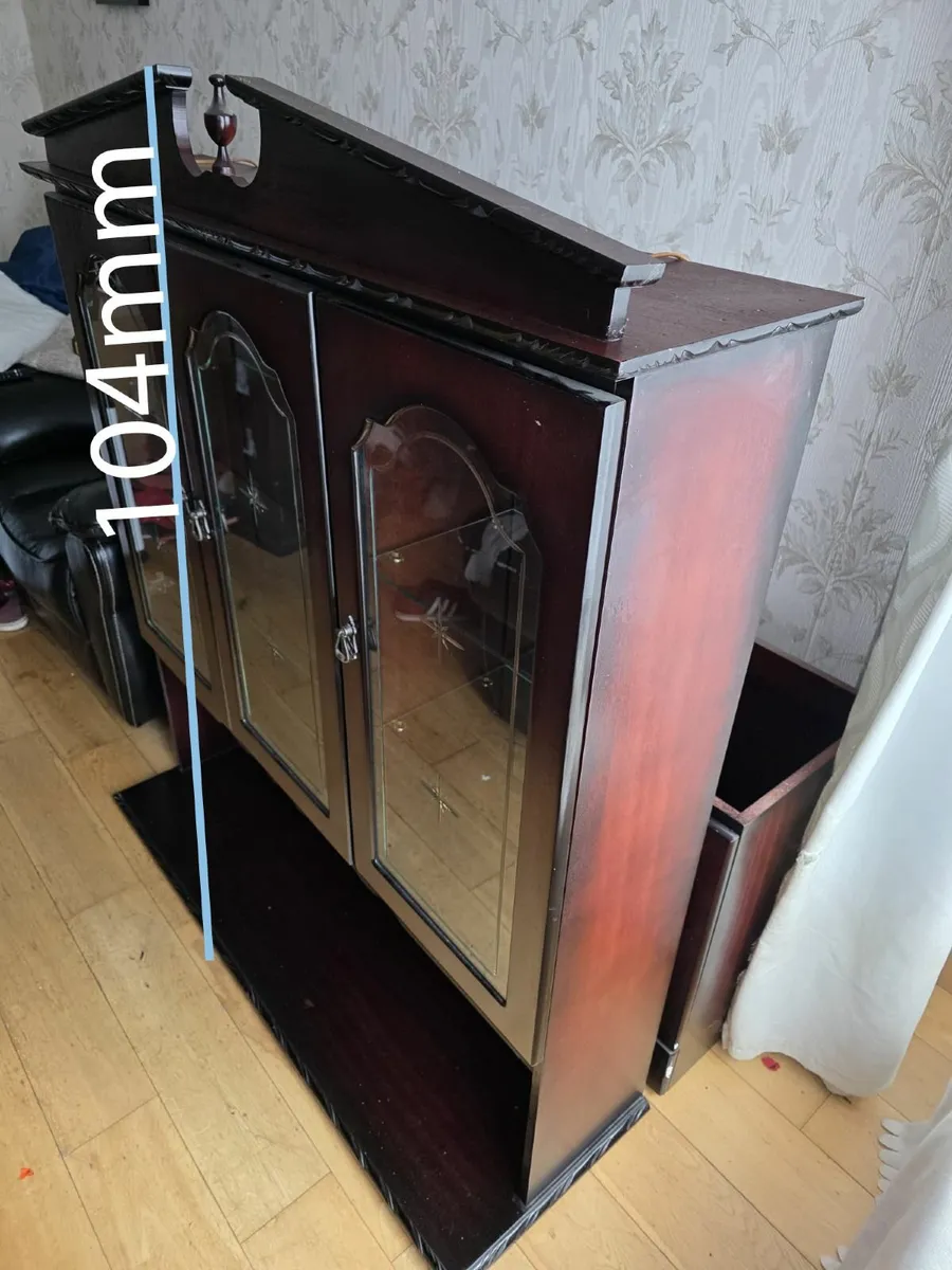 Display Cabinet - Image 2