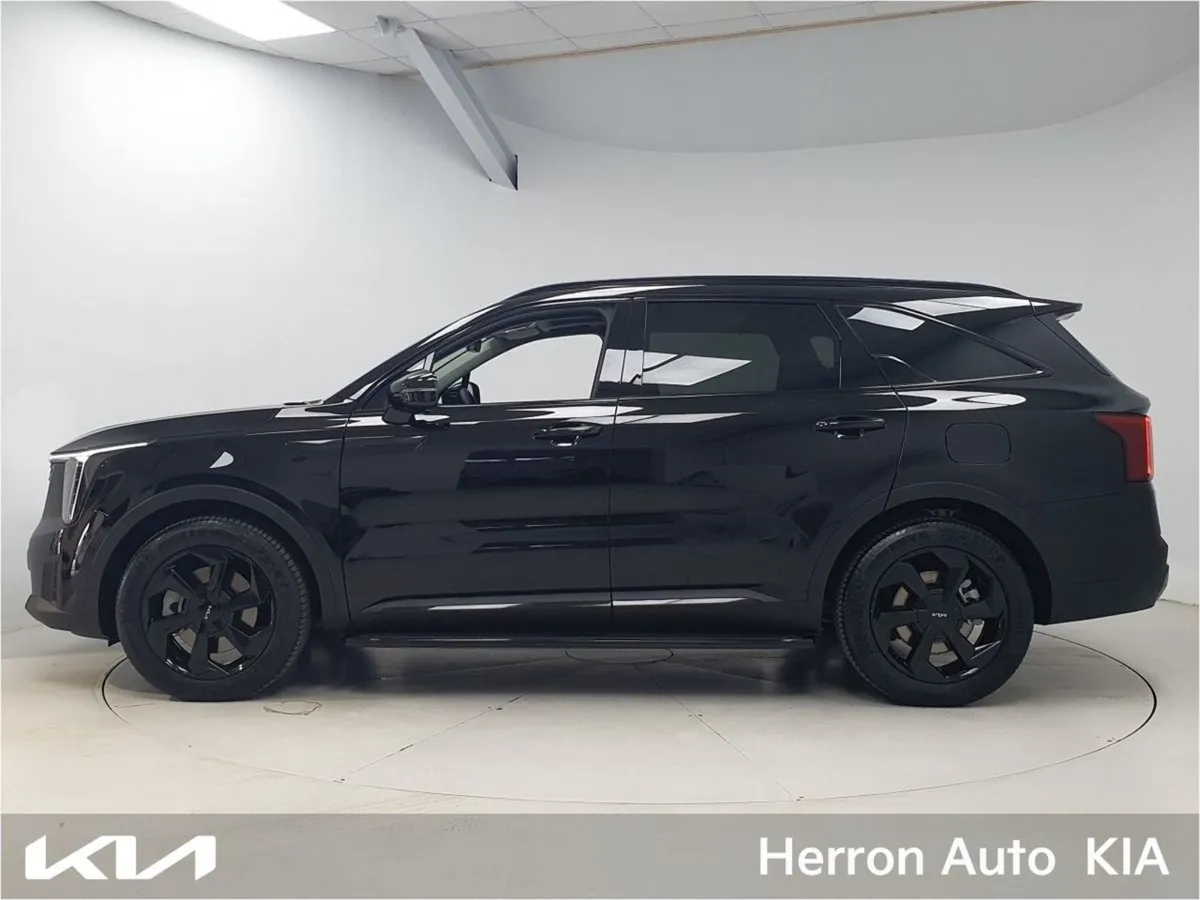 Kia Sorento Black Edition - Image 3