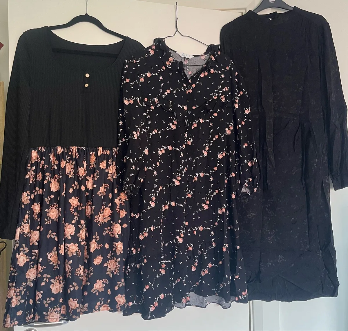 Women’s clothes bundle size 14 - Image 4