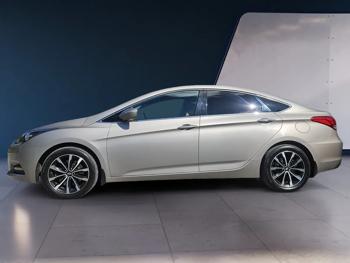 Hyundai i40 NCT 9/26 - Image 4