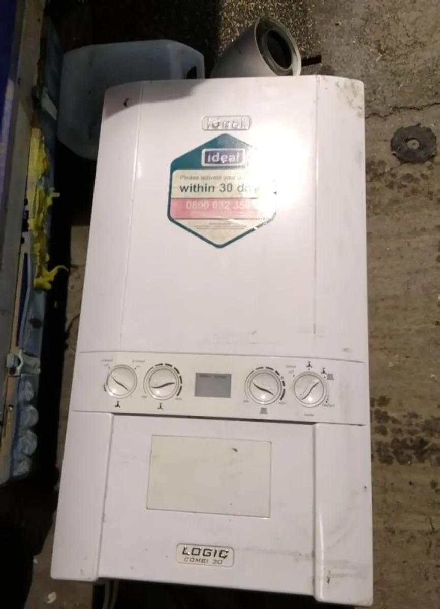 ideal logic 30 combi boiler - Image 2