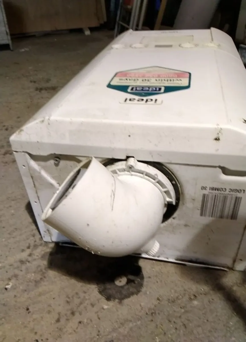 ideal logic 30 combi boiler - Image 3