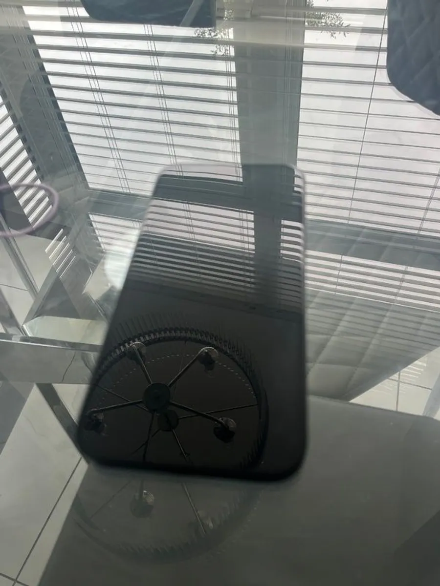 iPhone 15 plus - Image 3