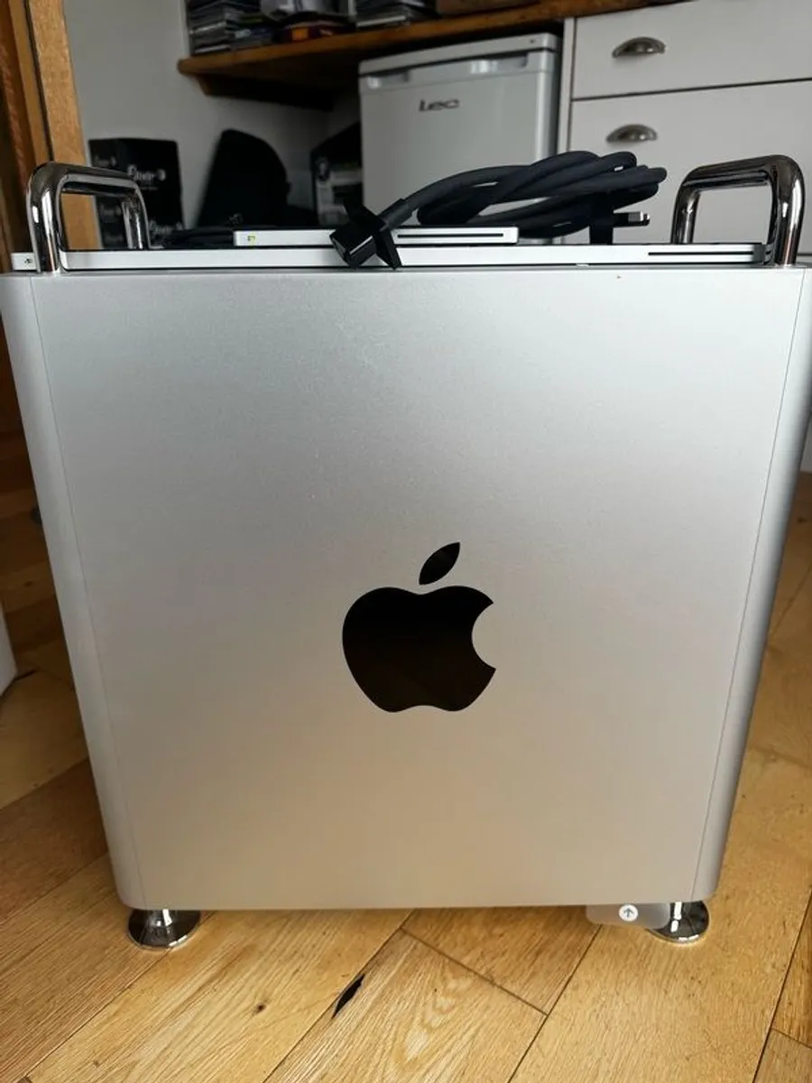 Mac Pro - 12 core Xeon / 96GB RAM / 5TB Storage - Image 1