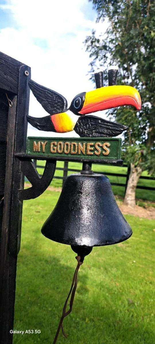 Guinness cast iron bell - Image 1