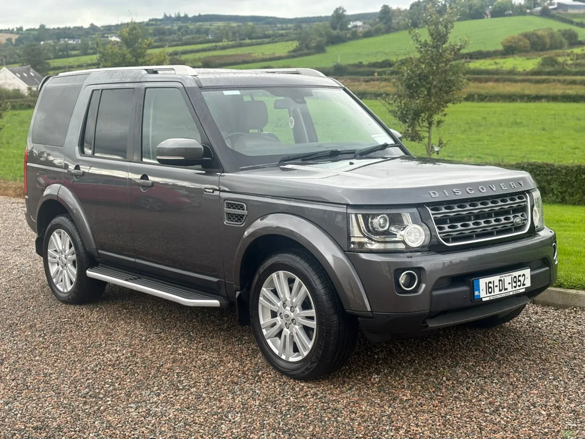 161 Land Rover Discovery 4 3.0 TDV6 Crew Cab - Image 1
