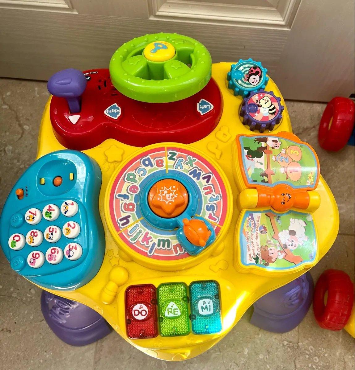 Vtech baby walker & Activity table - Image 2