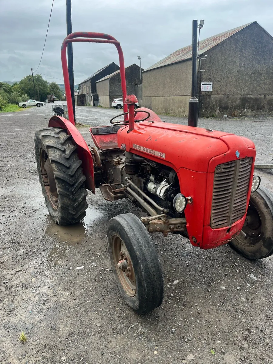 Massey 35 - Image 2