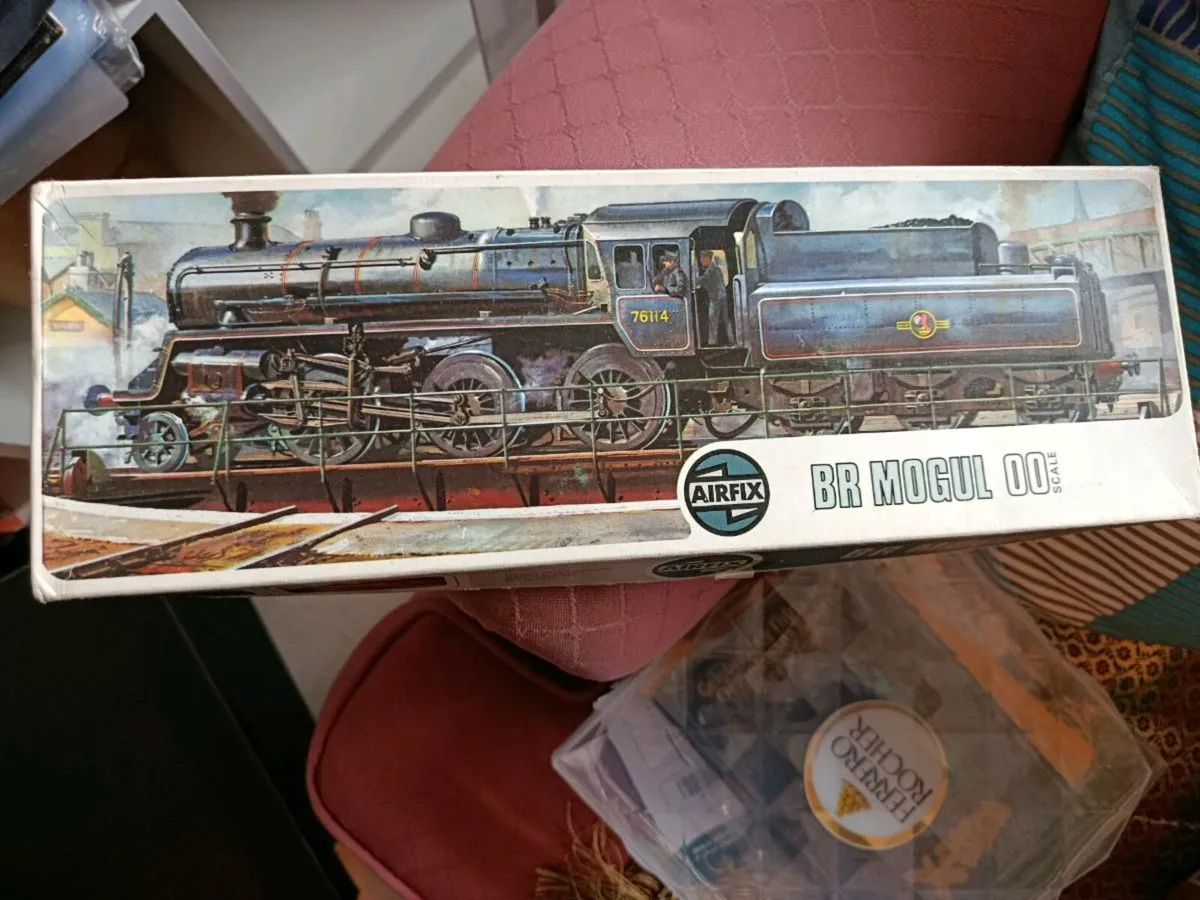 Airfix - Image 1
