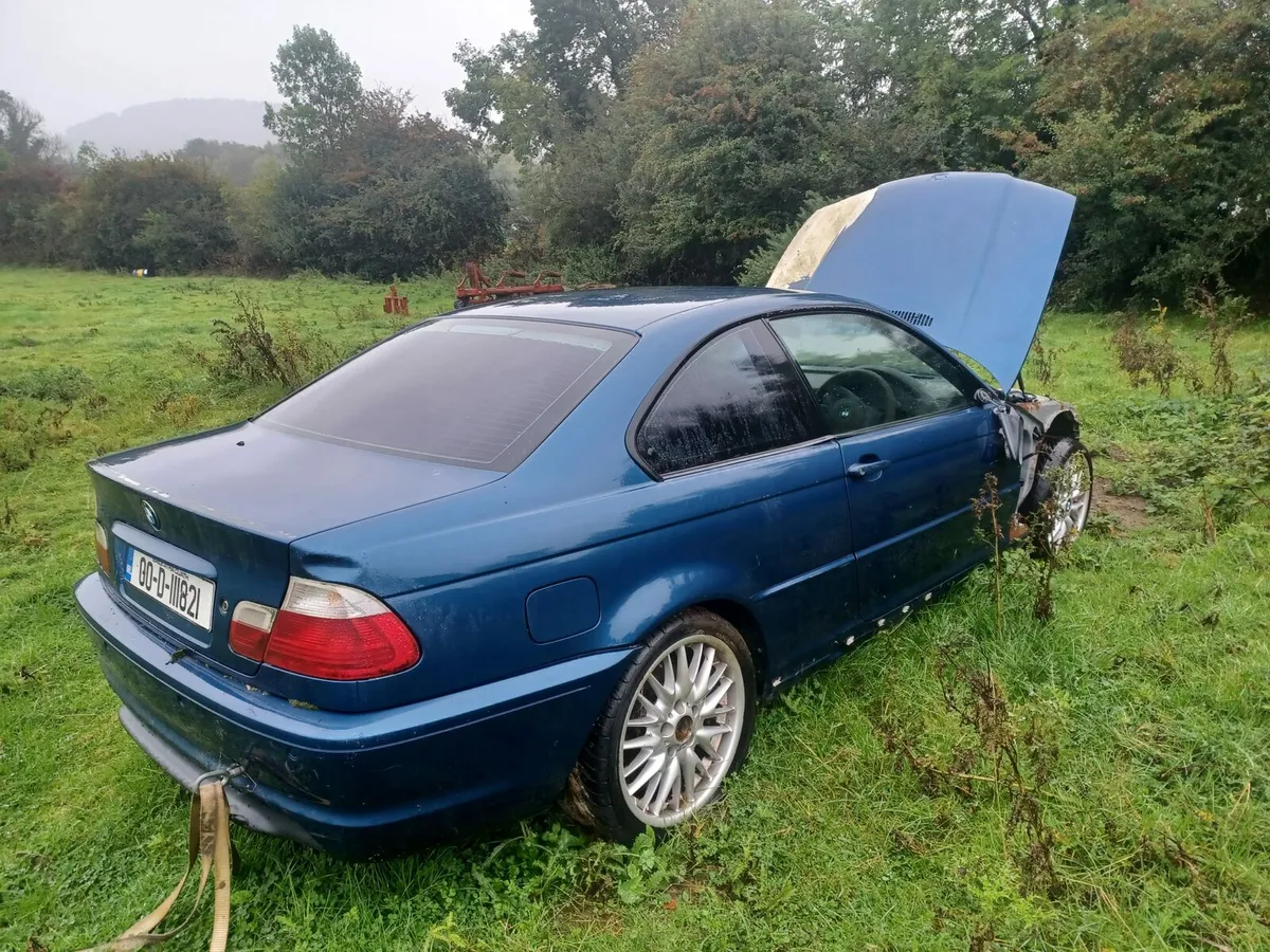 00 BMW 325i msport