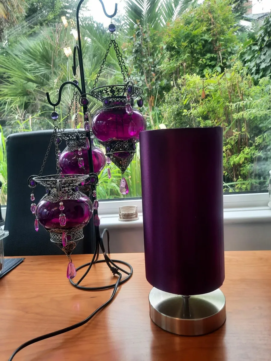 Lamps and flower's - Image 2