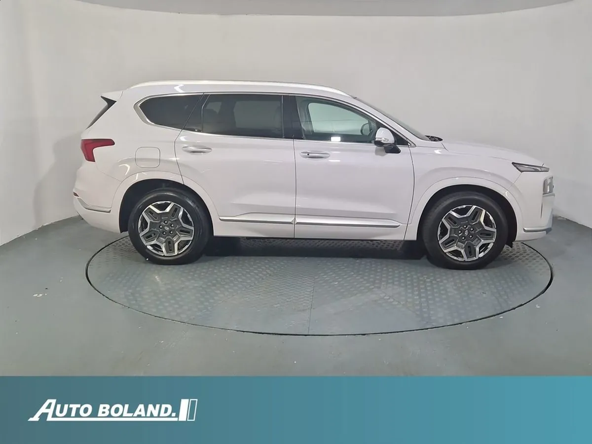 Hyundai Santa Fe 1.6 Phev 4WD Premium Auto - Image 3