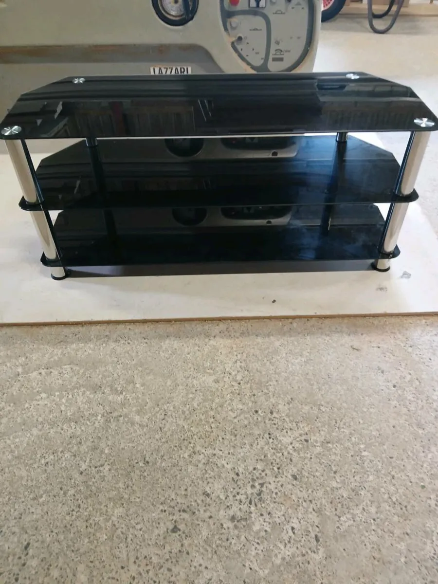 Tv stand - Image 1