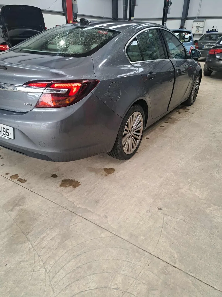 Car - Image 3