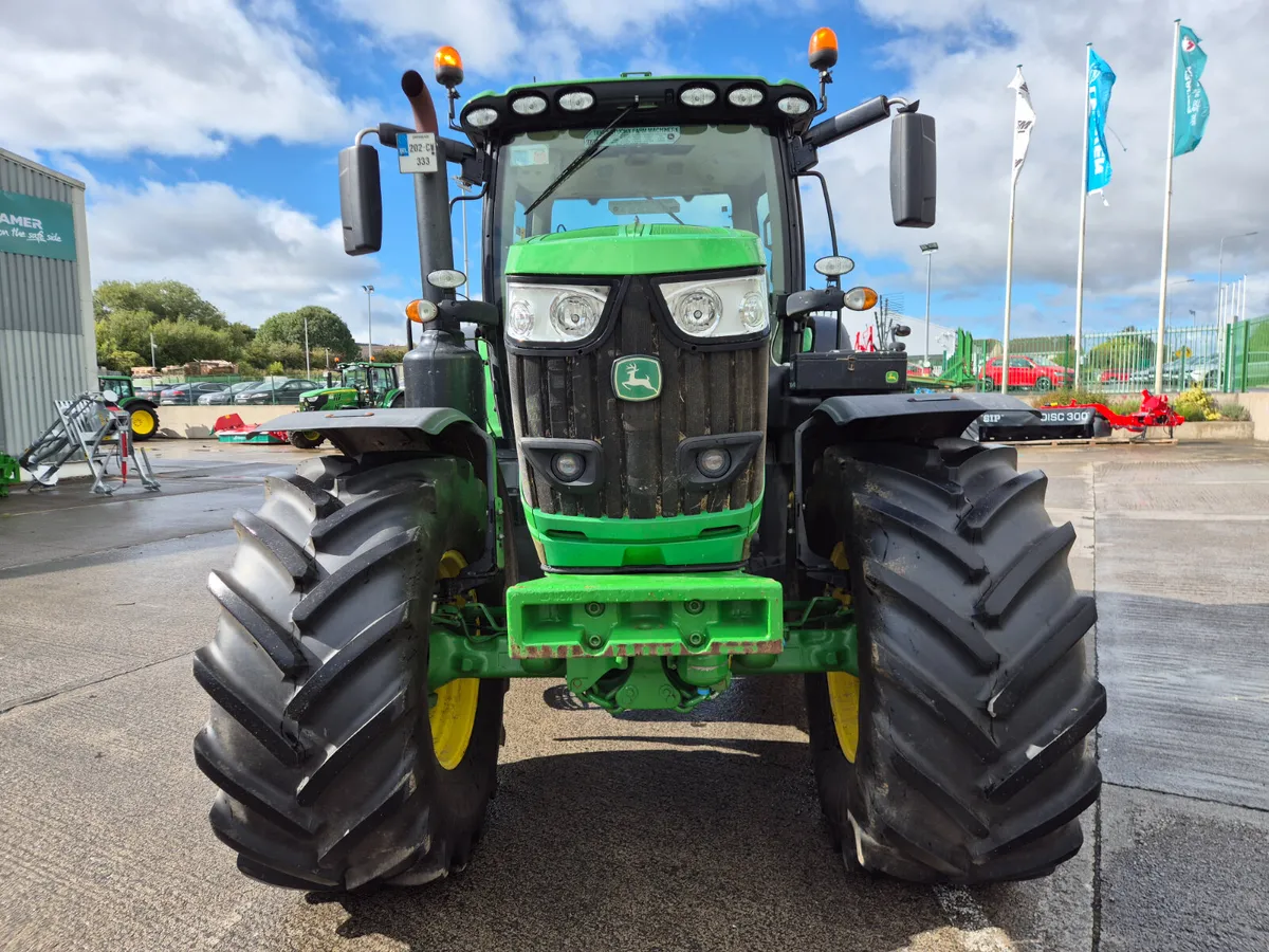 John Deere 6215R 2020 - Image 4