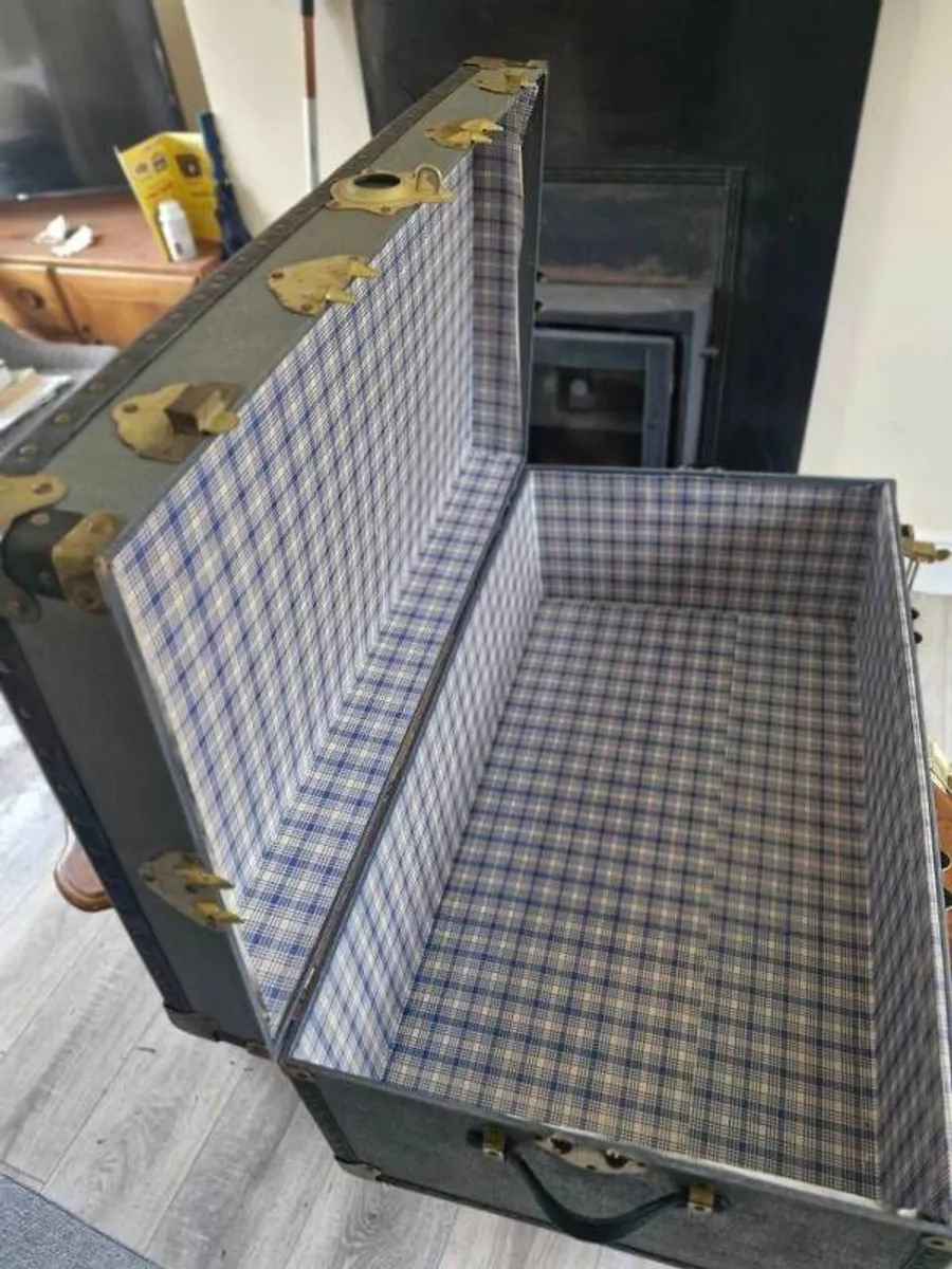 Travel case - Image 3