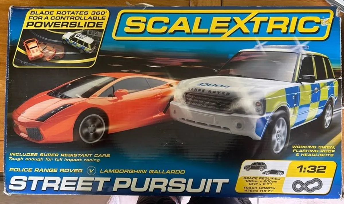 Scalextric Set Street Pursuit - Image 3