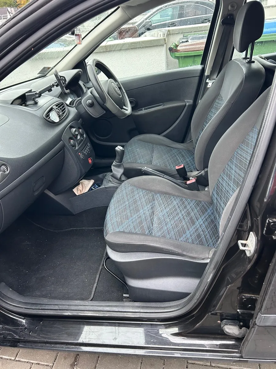 Renault Clio 2008 - Low mileage, NCT & Road Tax - Image 1