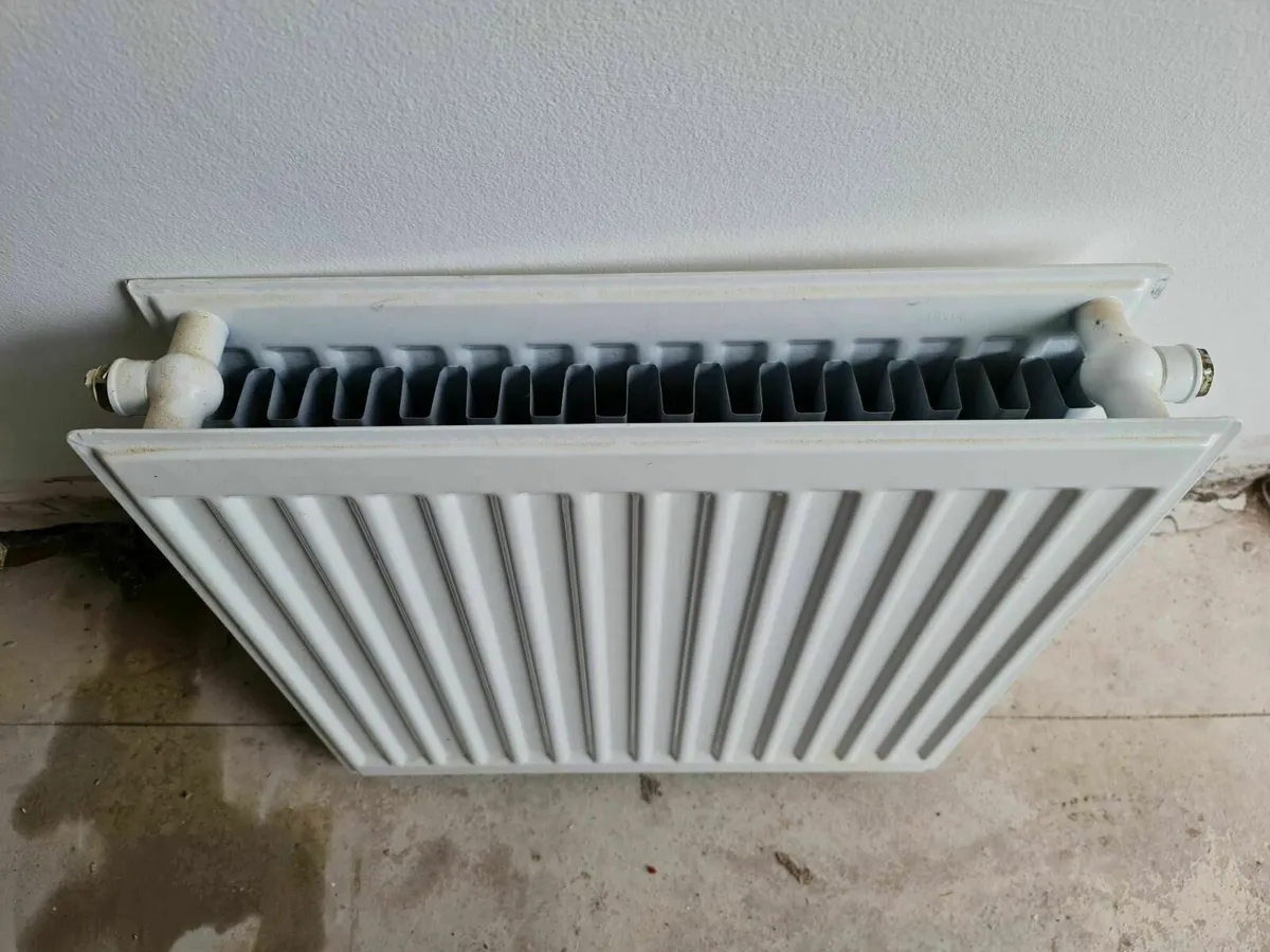 Double Panel Radiator 50cm x 50cm - Image 2