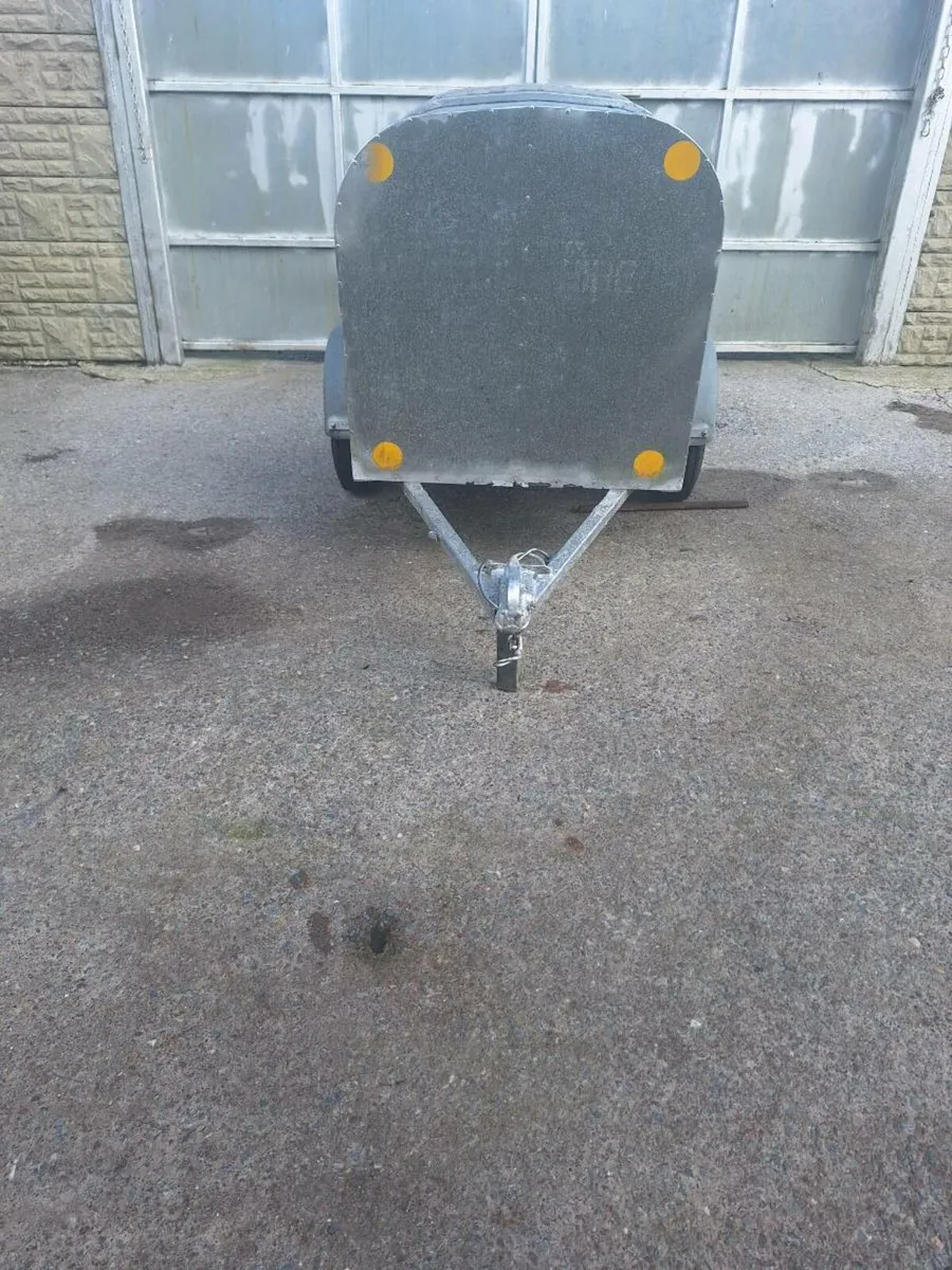 Dog trailer - Image 1