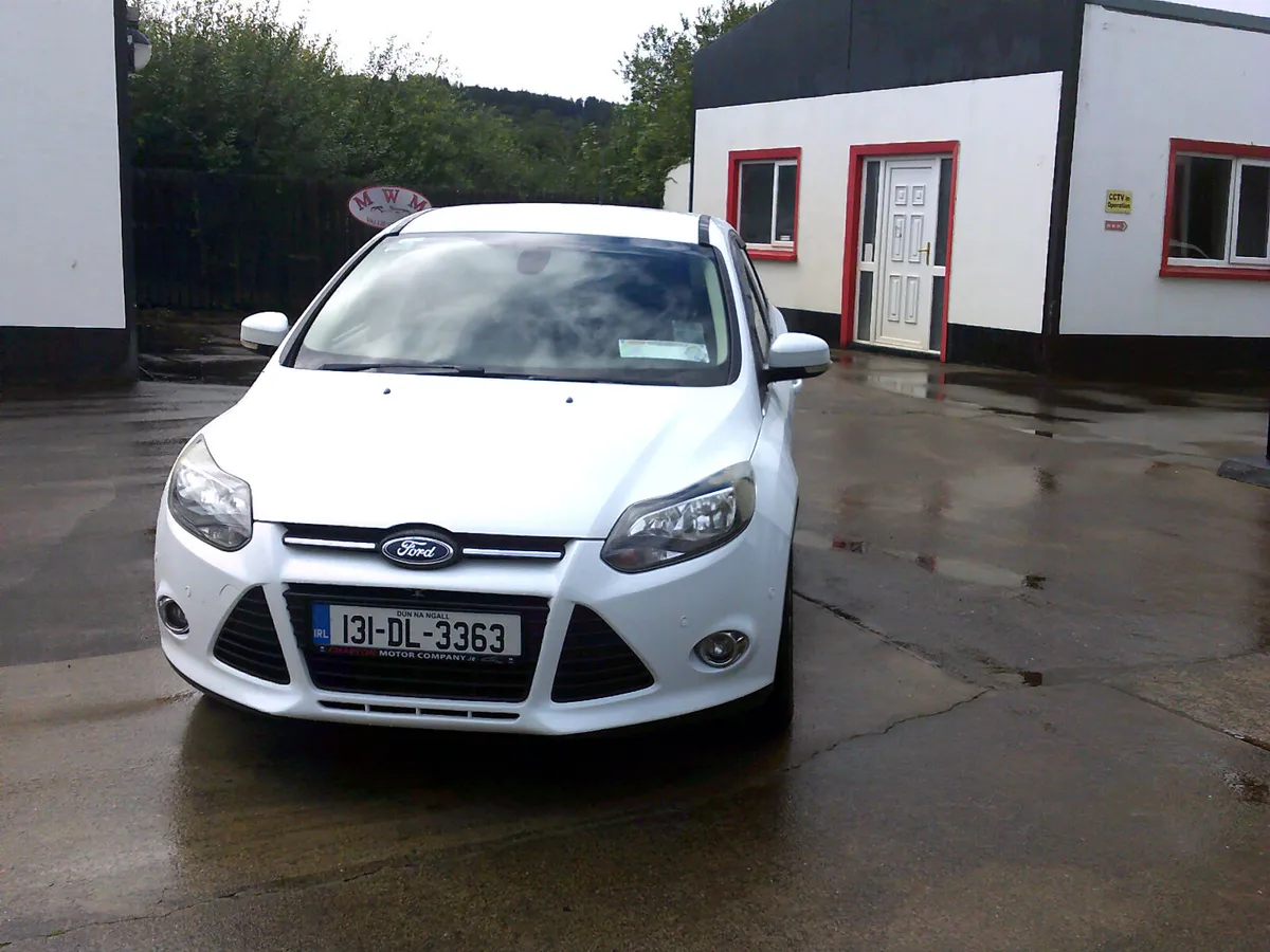 Ford Focus 2013 - Image 2