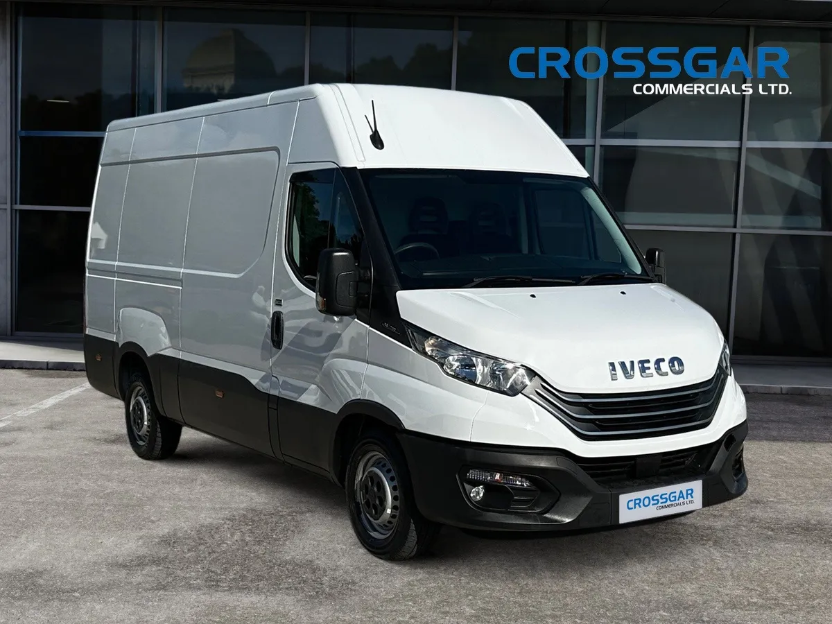 LOW MILEAGE FSH 3.5 TON BRAKED TOWING WEIGHT - Image 1