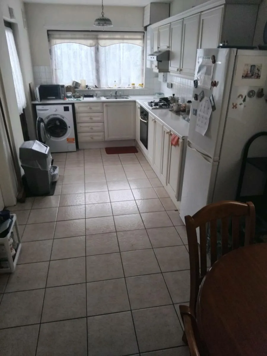 Double Room - Image 2