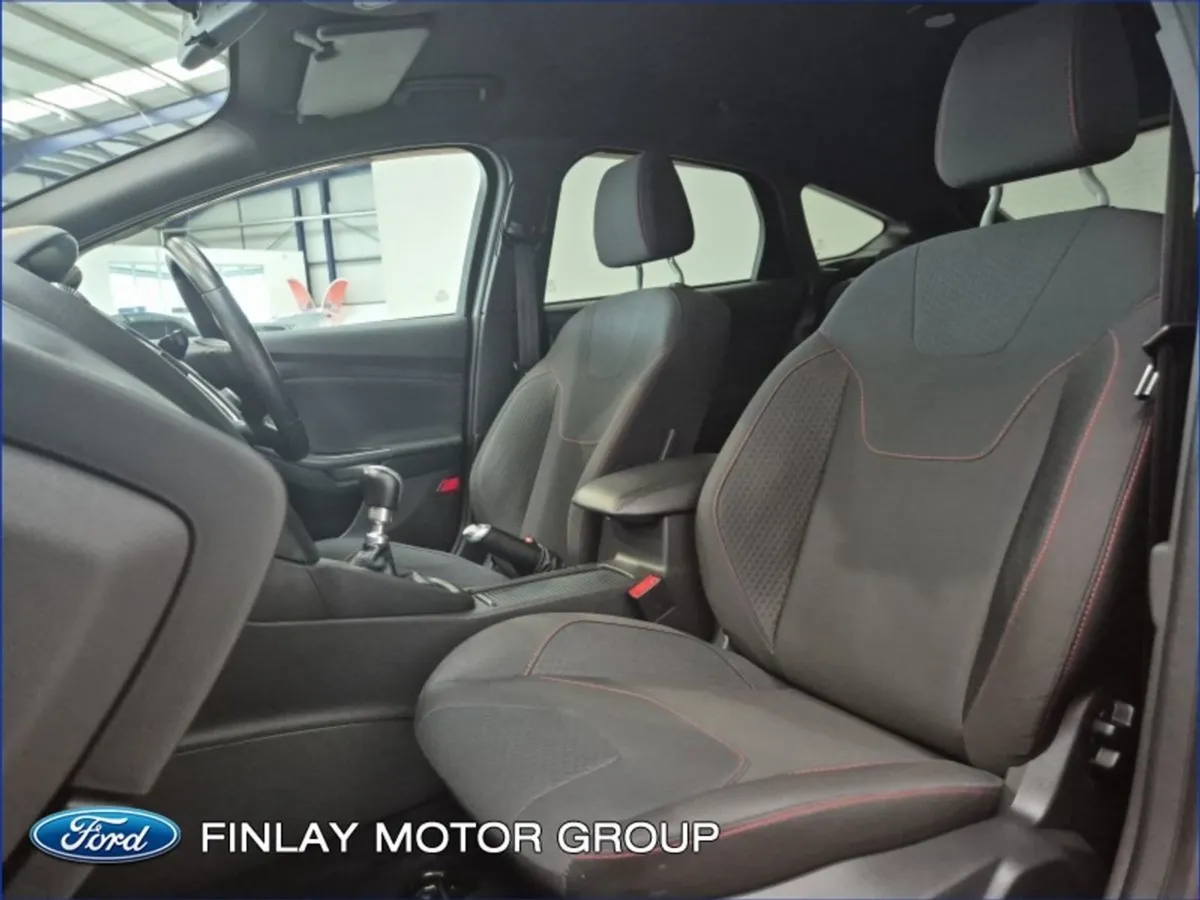 Ford Focus 1.0 Ecoboost 125PS St-line - Image 4