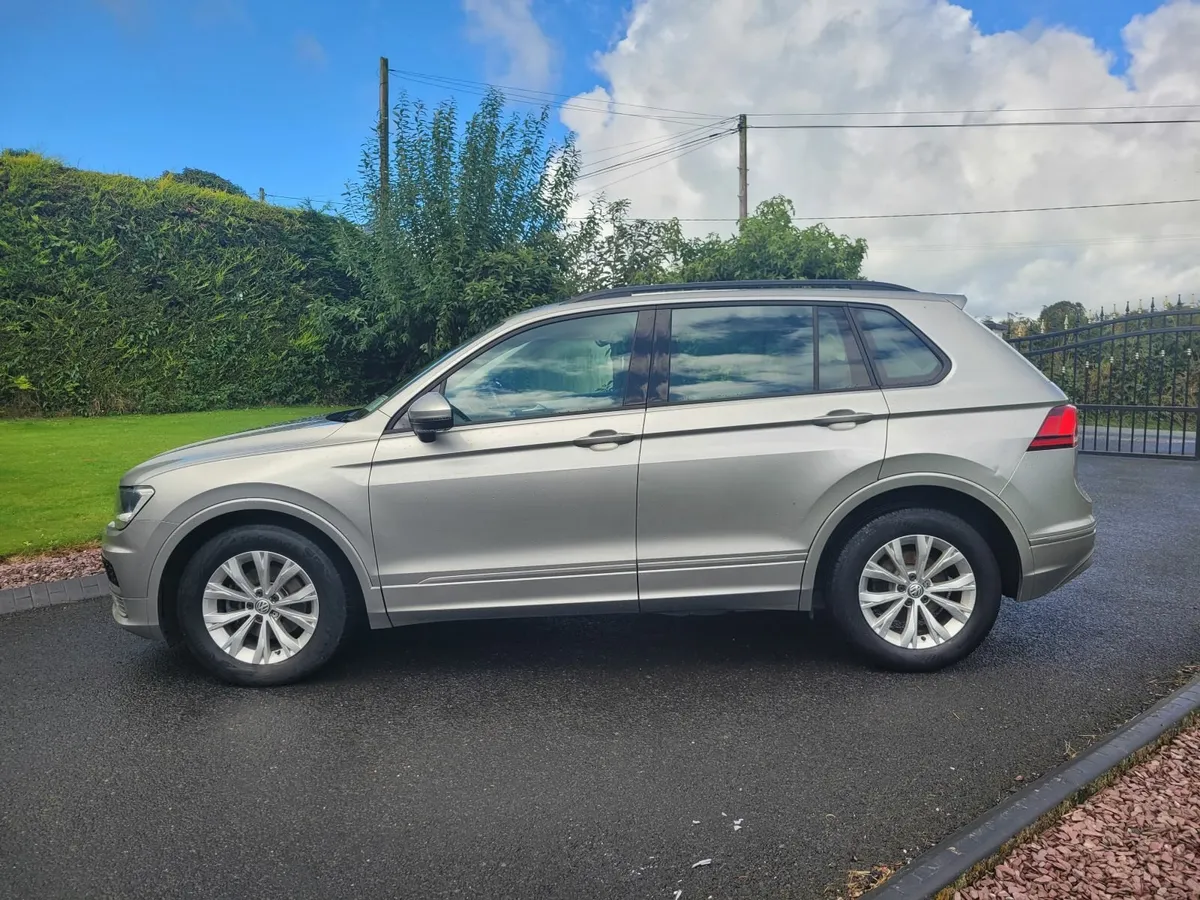 2018 VOLKSWAGEN TIGUAN 2LTR TDI - Image 2