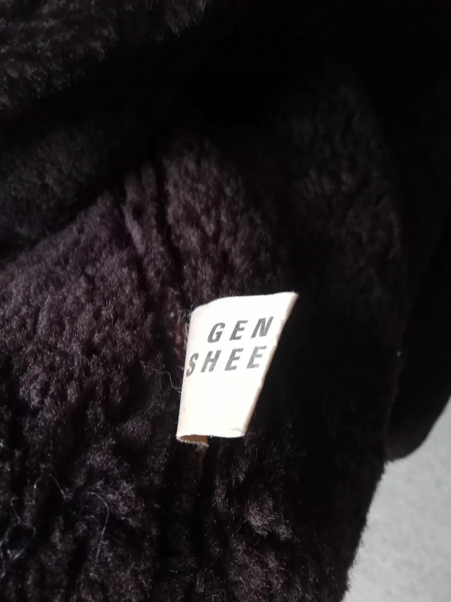 Vintage genuine English sheepskin coat - Image 2