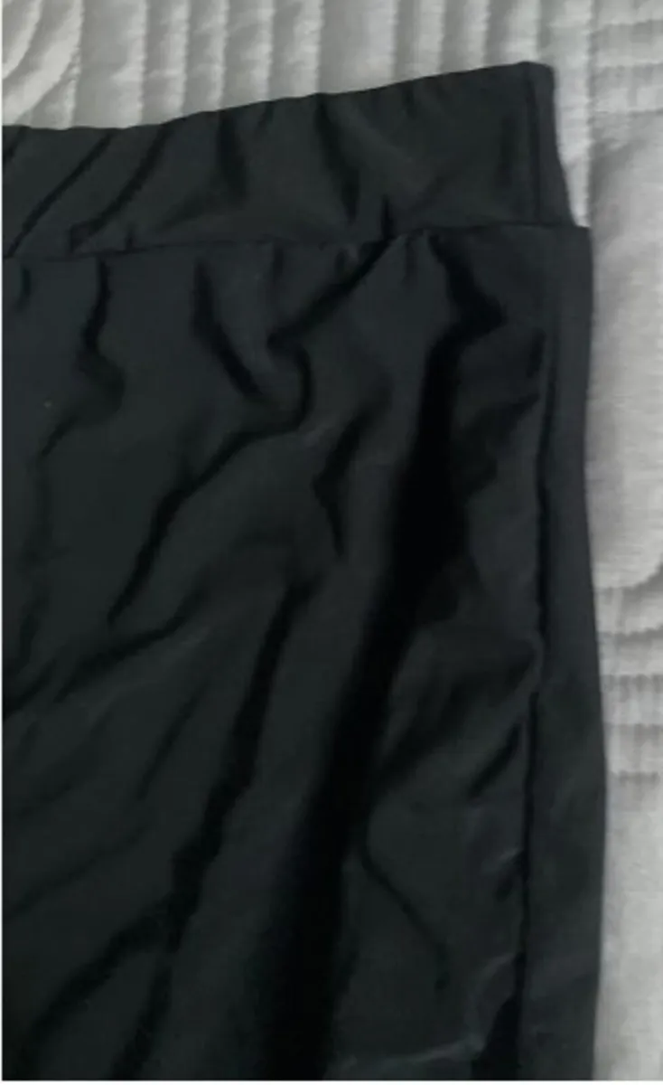 Black mini skirt Love Lisa Size 8 BNWT - Image 2