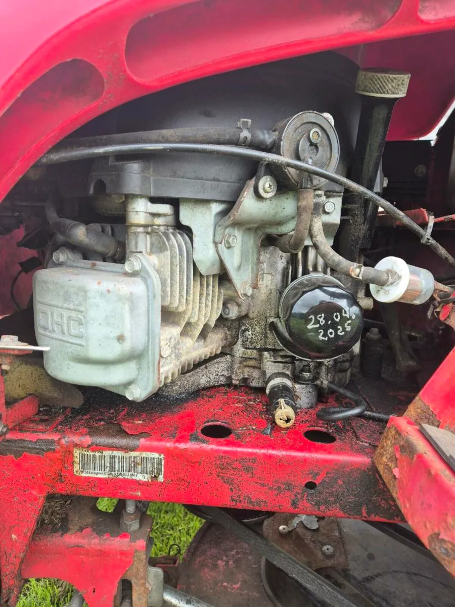 Countax c600 ride on mower - Image 4