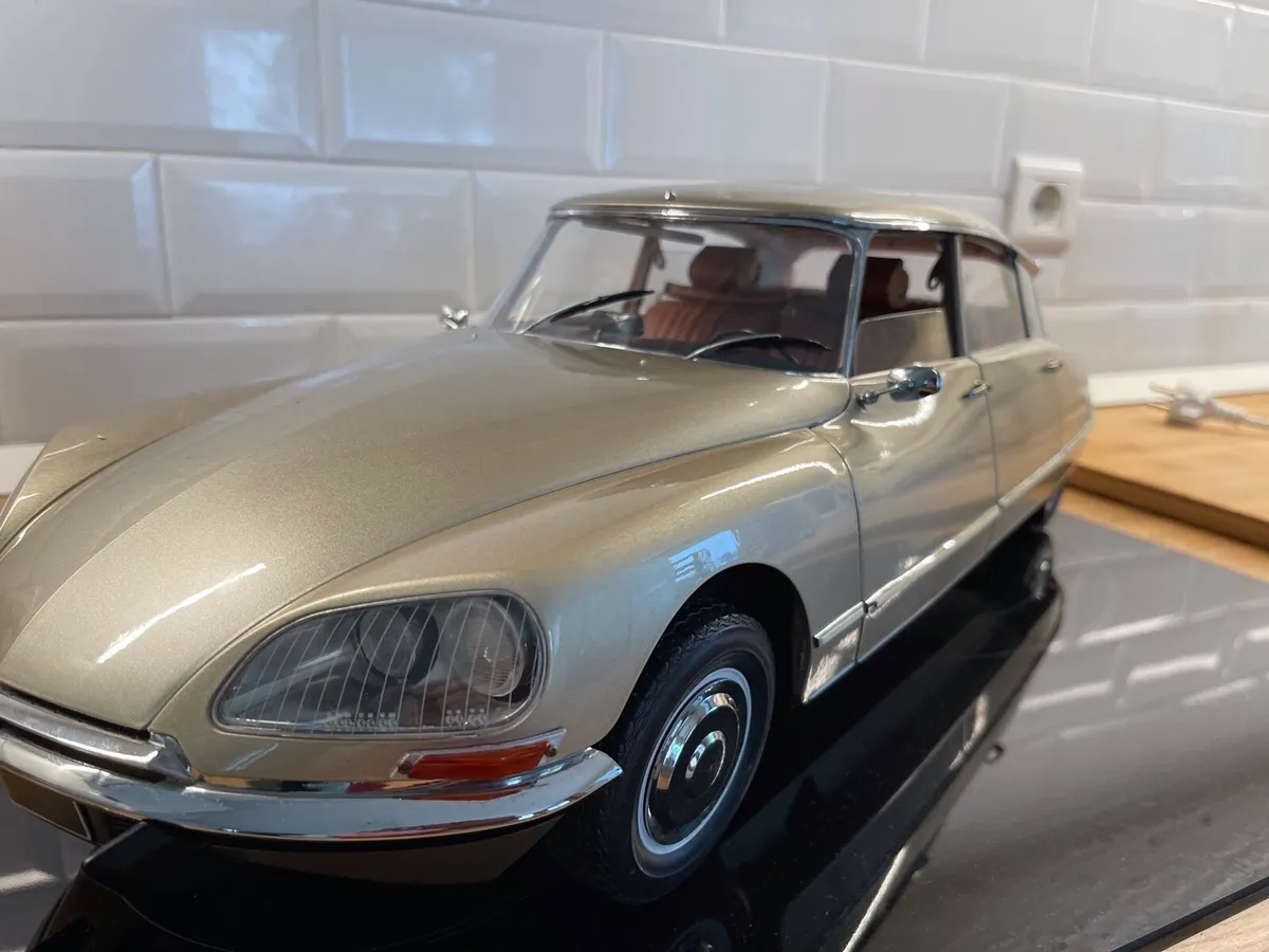 Citroen DS Model Limited Edition - Image 3