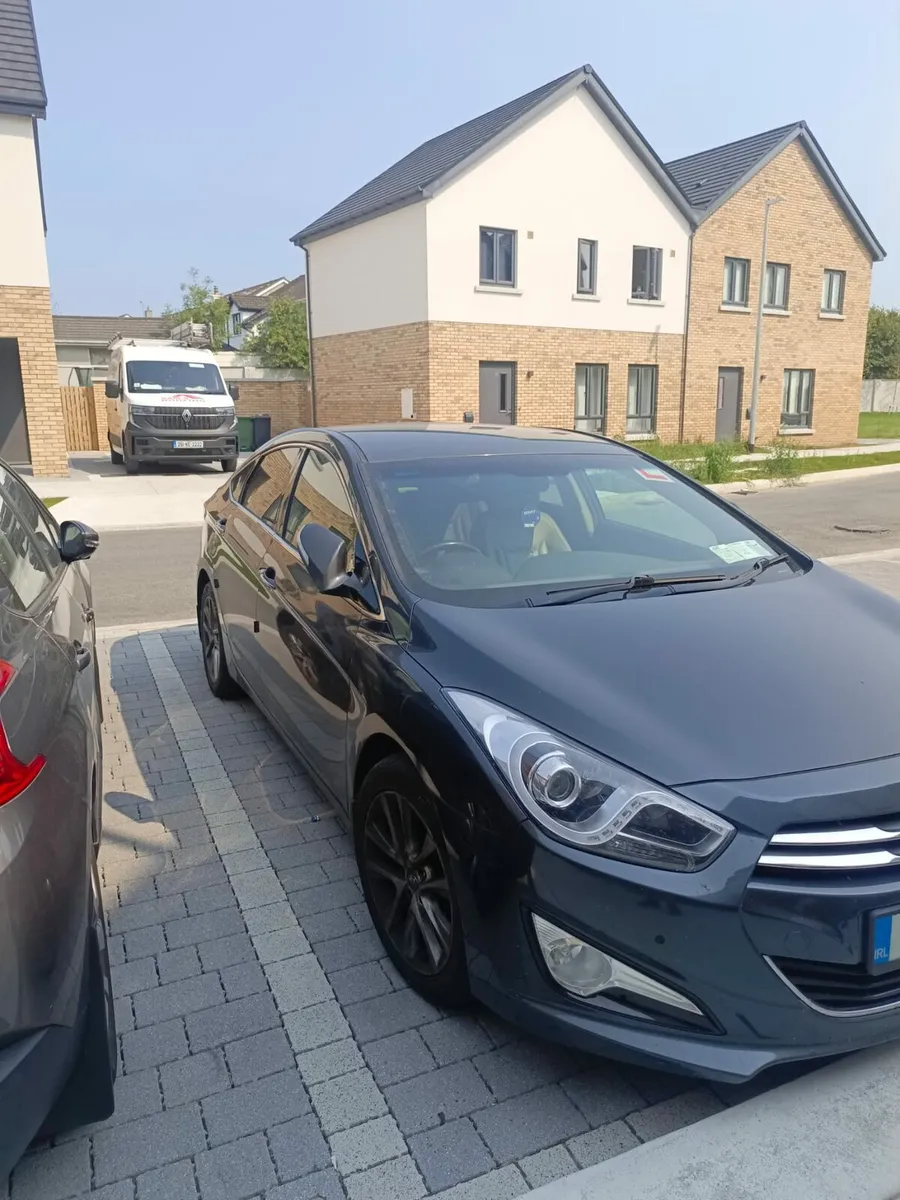Hyundai i40 2015 - Image 2