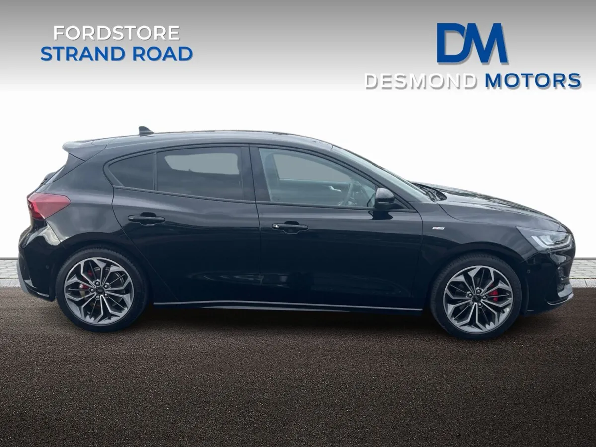 Ford Focus 2023 - Image 3