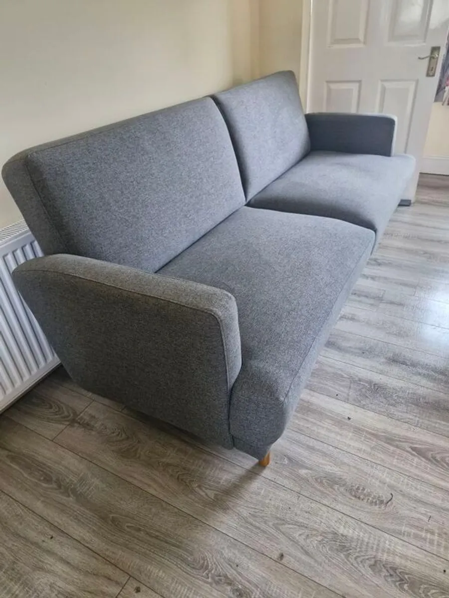 Fold out 3 seater couch - Image 1