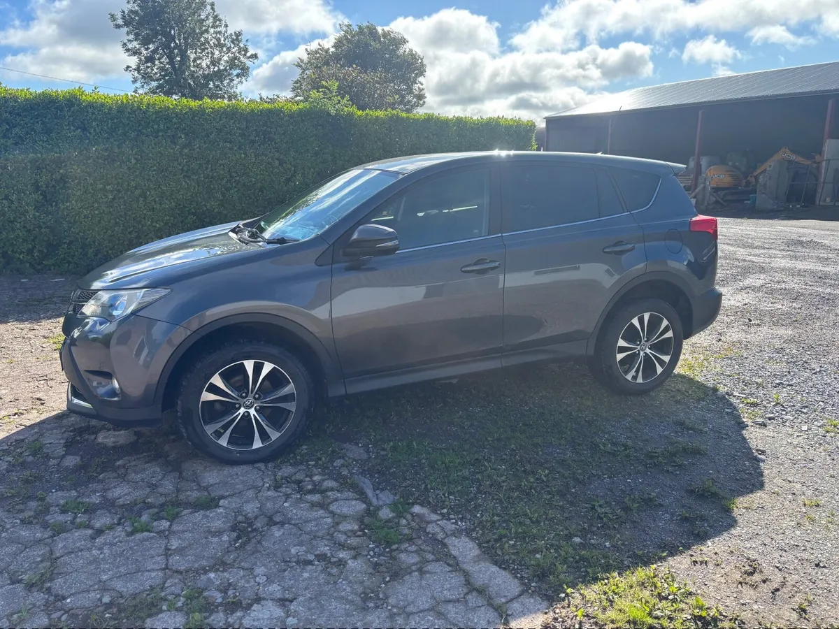 Toyota RAV4 2015 - Image 4