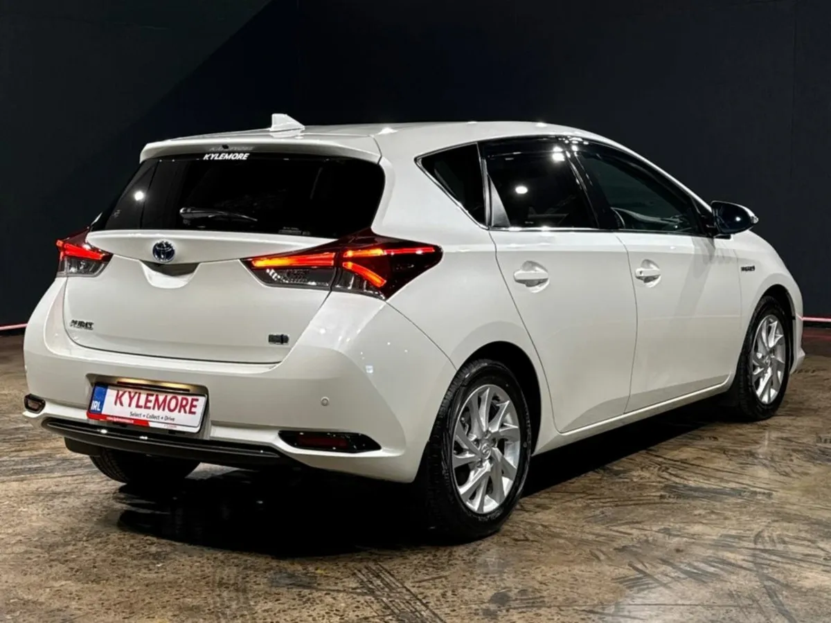 Toyota Auris 1.8 HYBRID AUTOMATIC - A/C HEATING CO - Image 3
