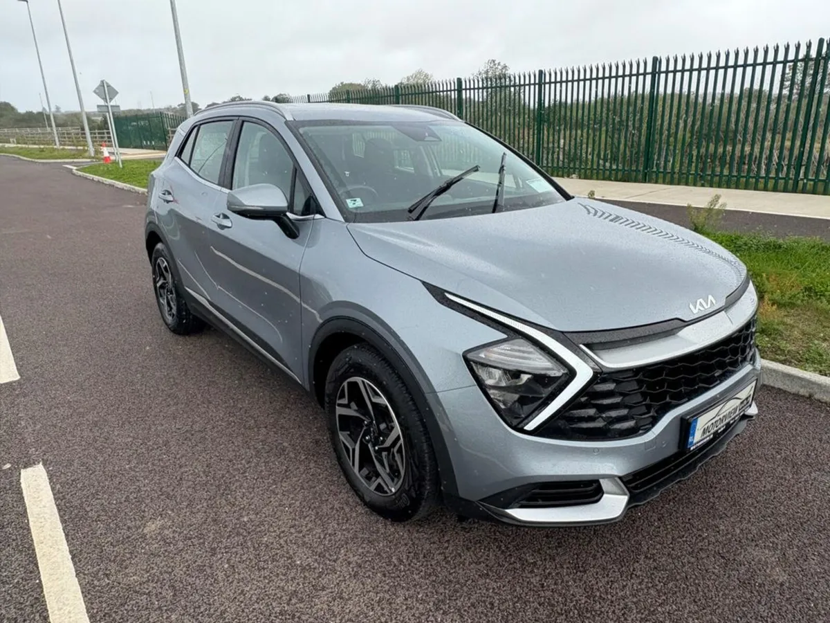 Kia Sportage Premium Spec MY25 05dr, apple carplay - Image 4