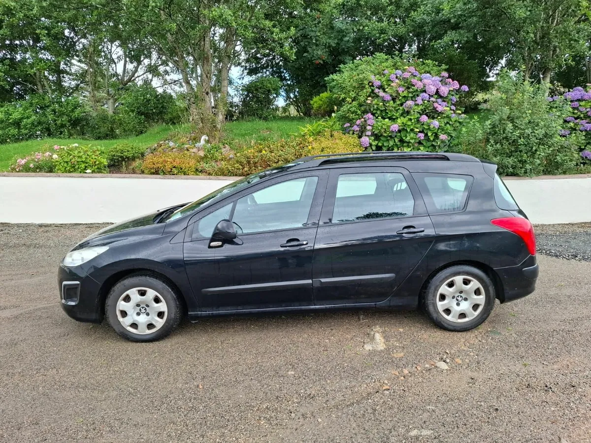 Peugeot 308 2012 - Image 2