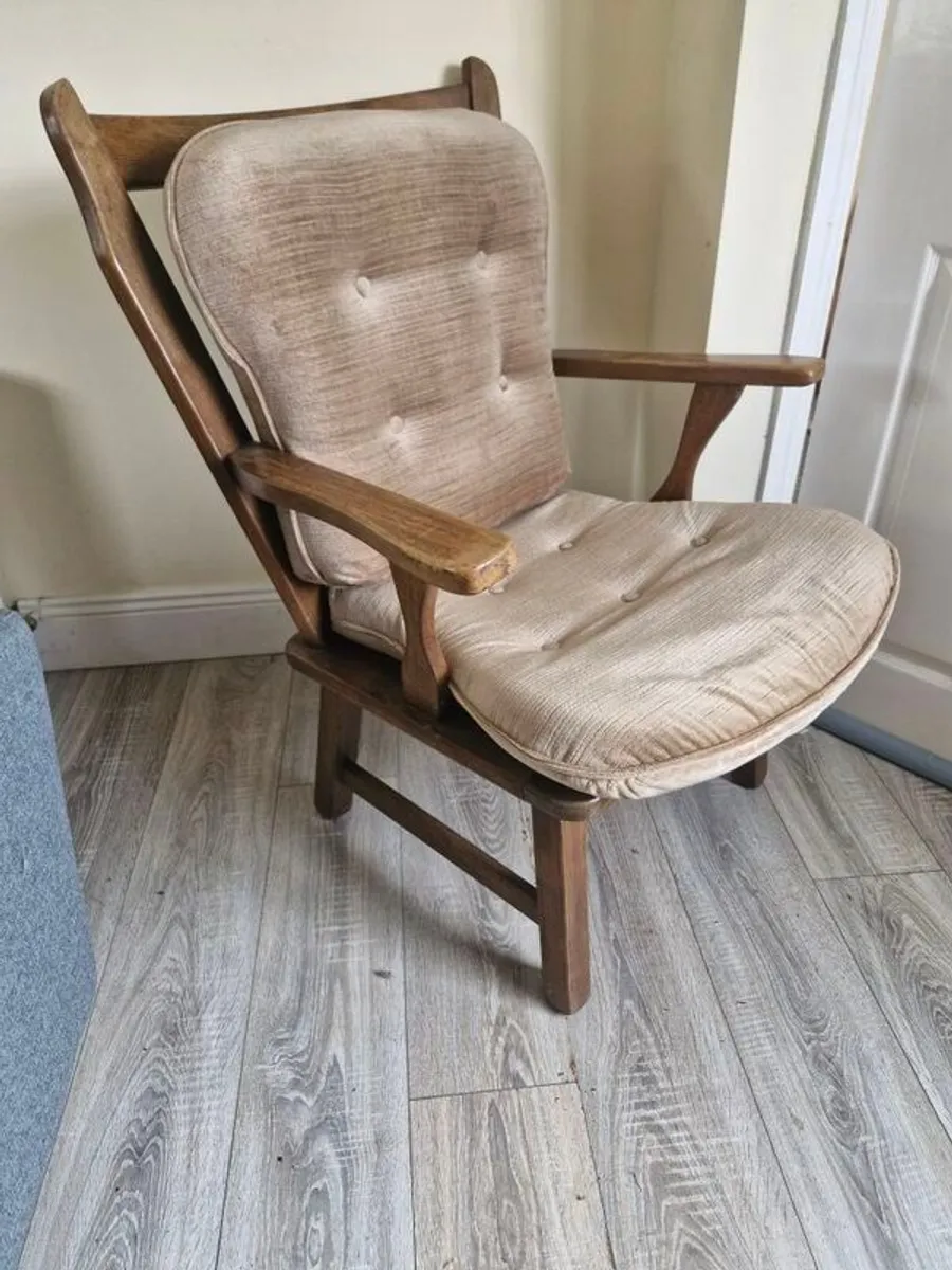 Lovely stylish chair - Image 1