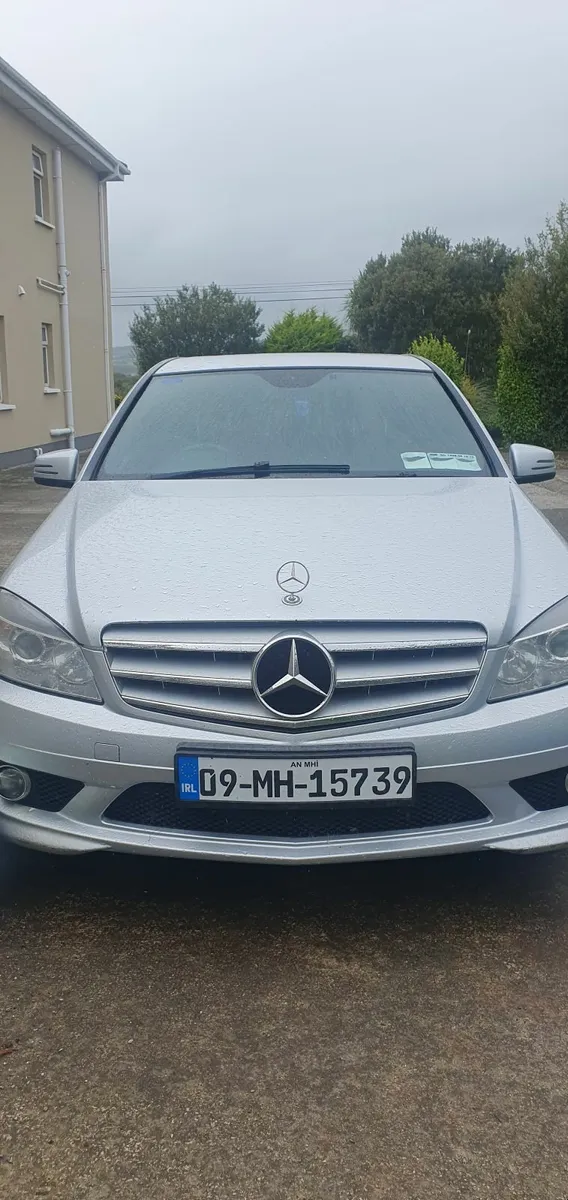 Mercedes-Benz C-Class 2009 - Image 1