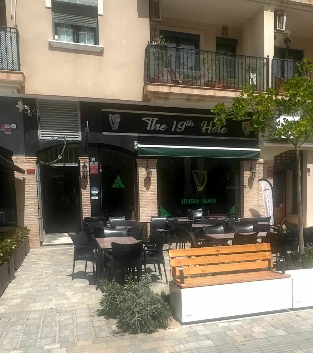 The 19th Hole Bar - Image 3