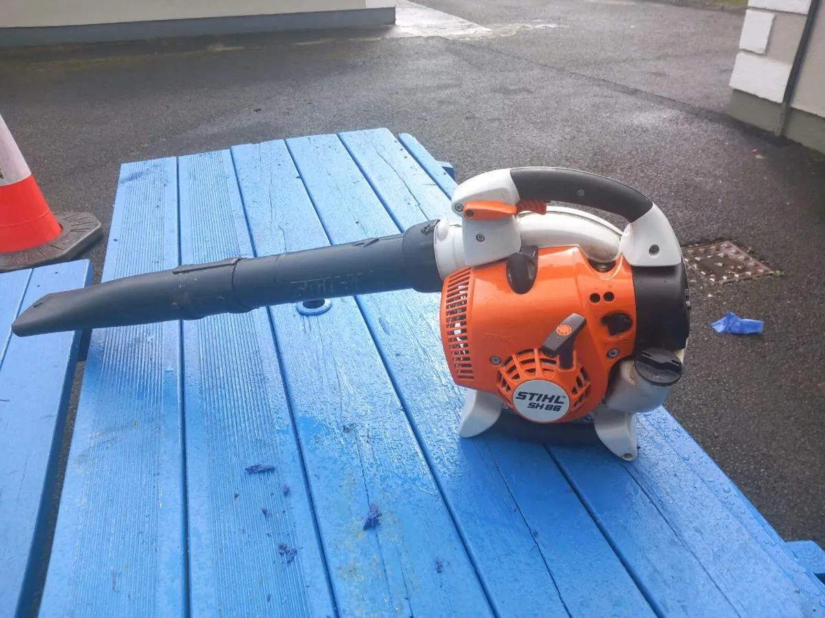 STIHL Leaf blower. - Image 3