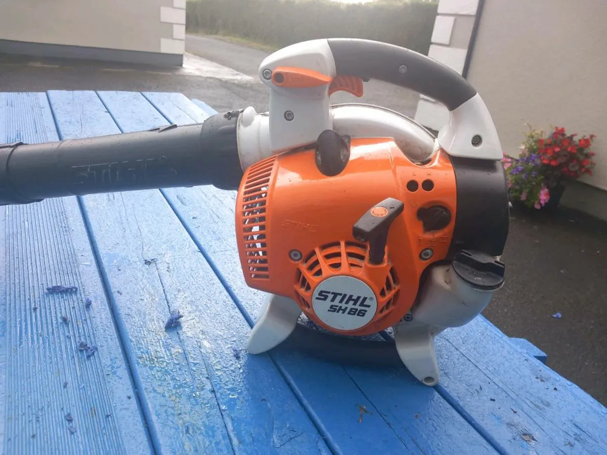 STIHL Leaf blower. - Image 4