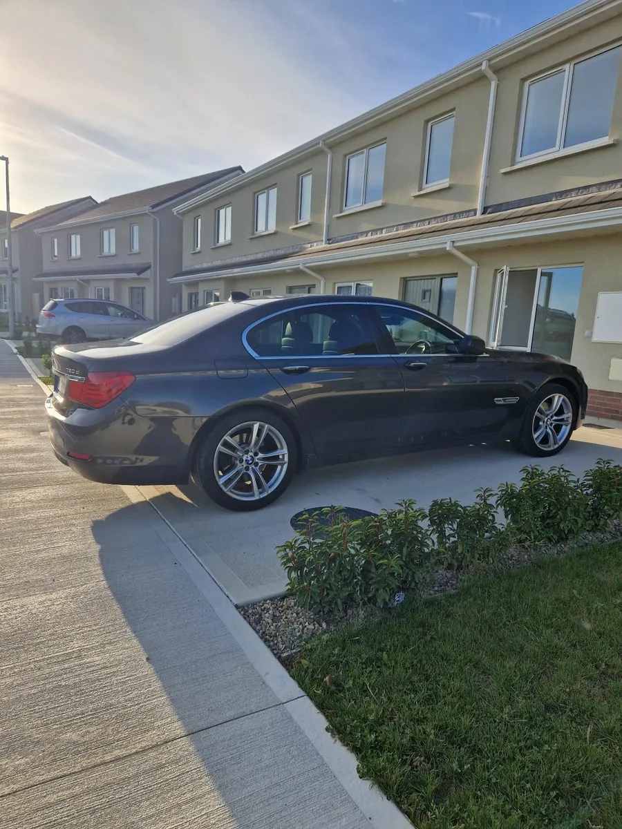 BMW 7-Series 730d 2009 test and tax!! - Image 4