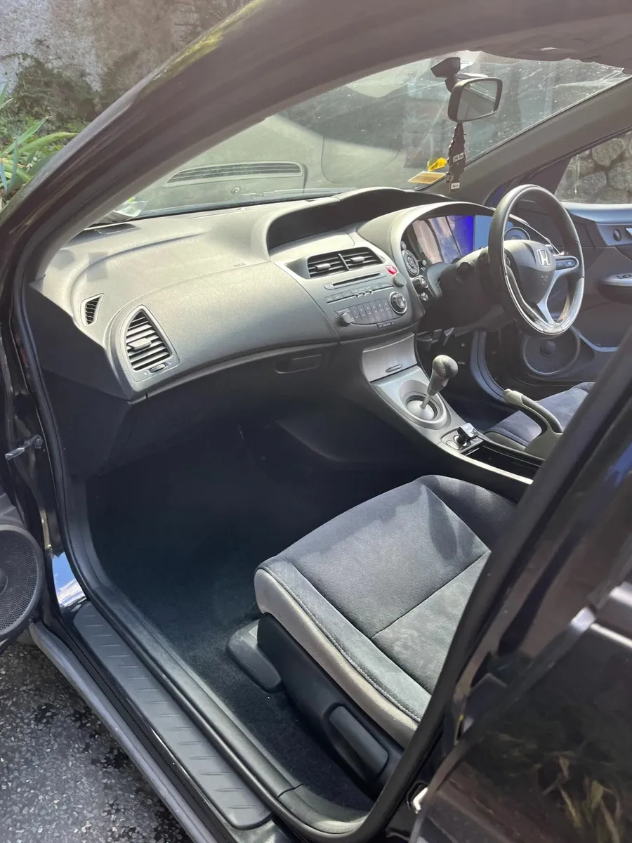 Honda Civic 2008 - Image 4