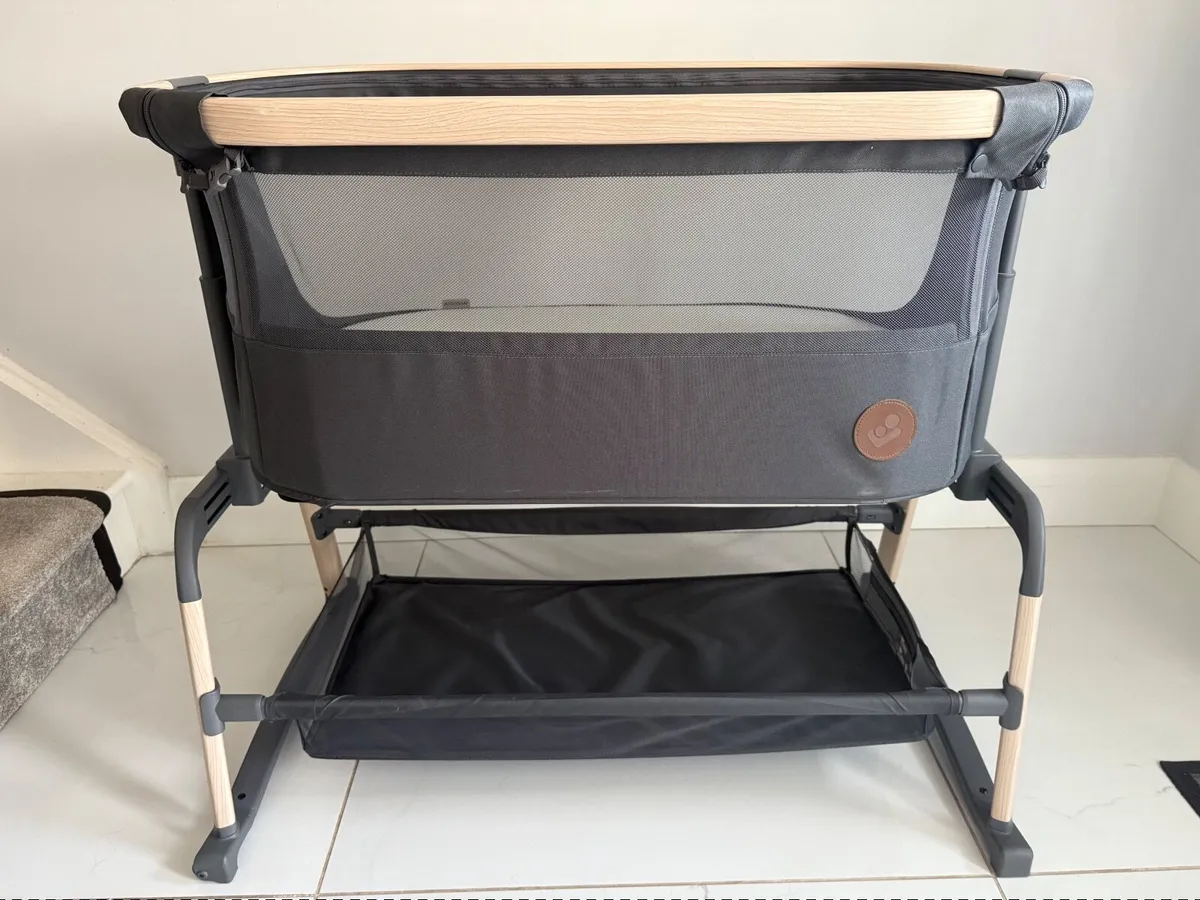 Maxi Cosi Iora Air Side Sleeper Crib / Travel Cot - Image 2