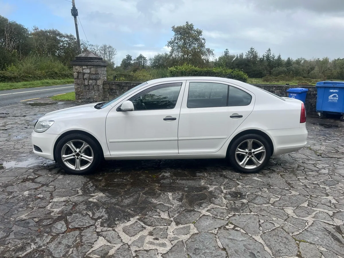 2011 Skoda Octavia 1.6 tdi - Image 2