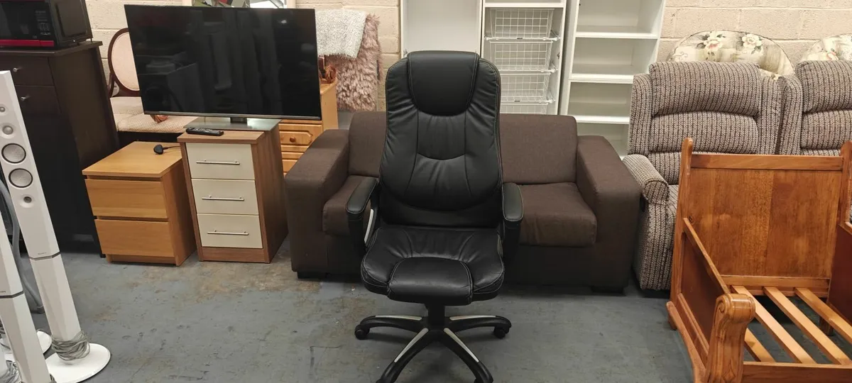 Black Leather Computer Chair - Image 3